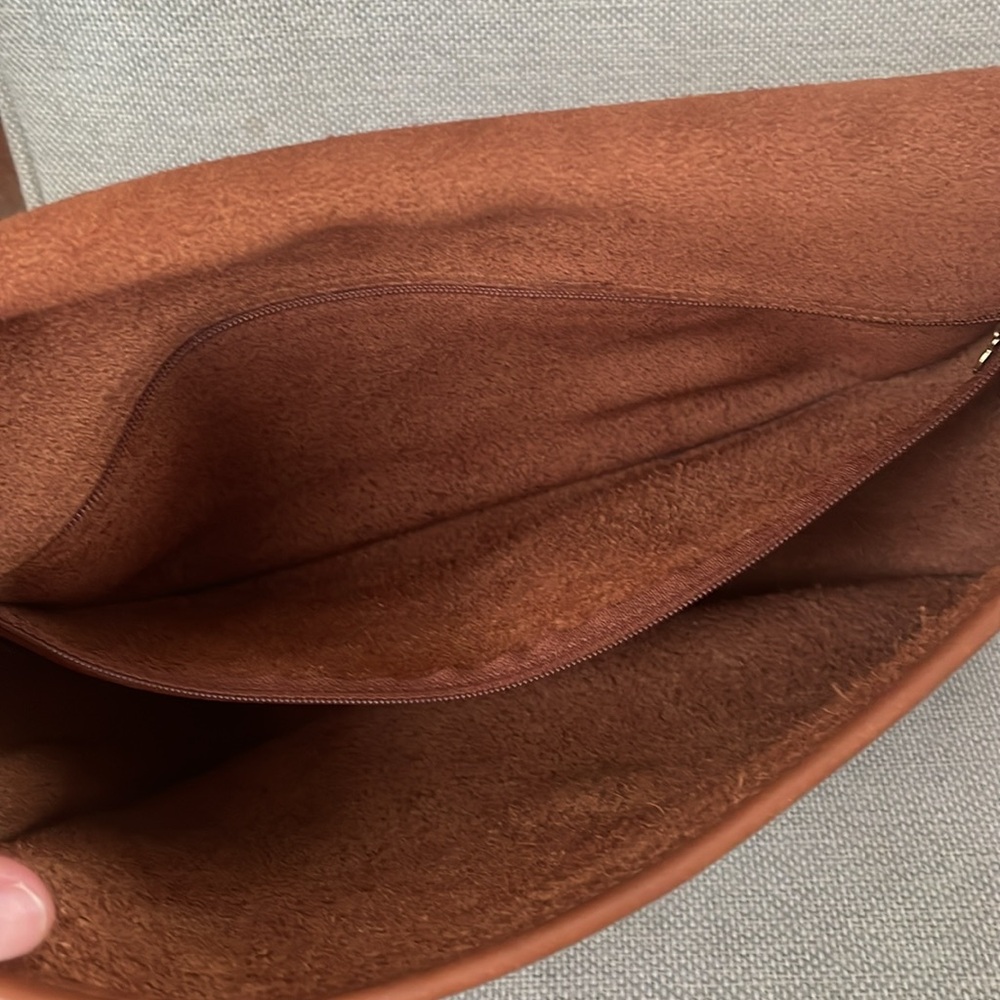 Coach Women's Vintage 9790 City Bag Leather Crossbody Bag! - Picture 13 of 17